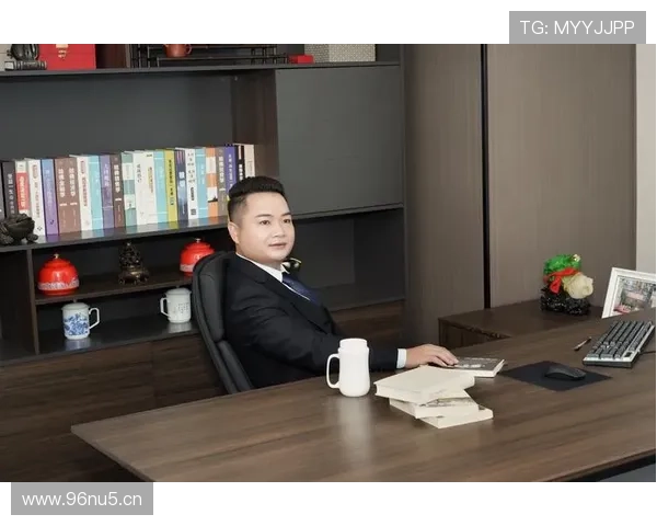 企业家成功特征解析：如何培养创新思维与领导力实现事业腾飞